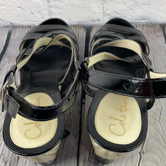 COLE HANN Black Patent Leather w/Cream/Off-White Leather Weave Wedges - Picture 16 of 17